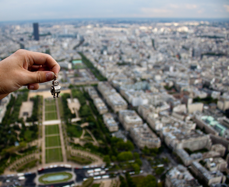 Robot Key Chain in Paris