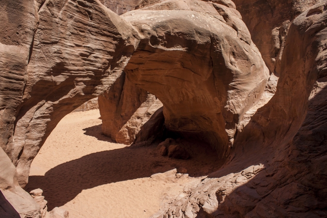 Sand Dune Arch