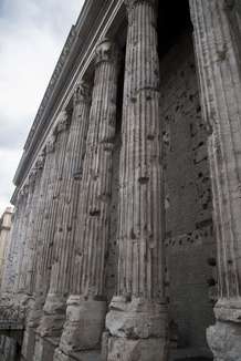 Tempio di Adriano